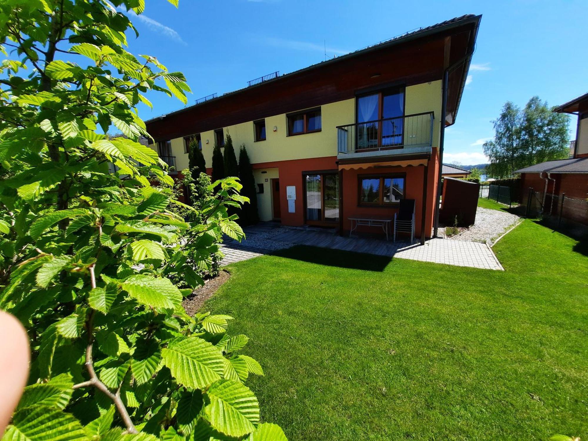 Promenada Lipno Apartment ลิปโนนัดเวิลตาวู ภายนอก รูปภาพ